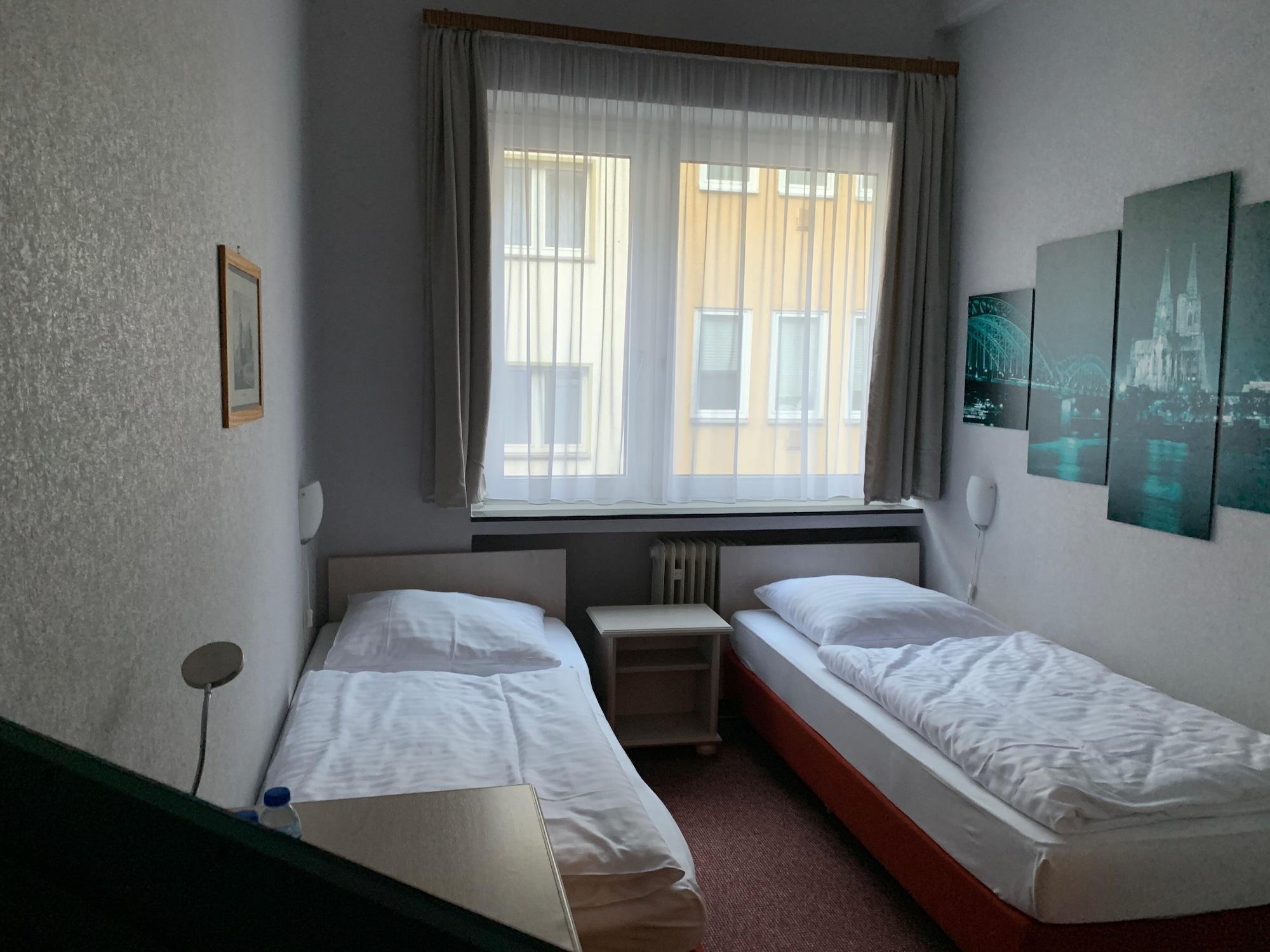 Hotel Berg Köln Dış mekan fotoğraf