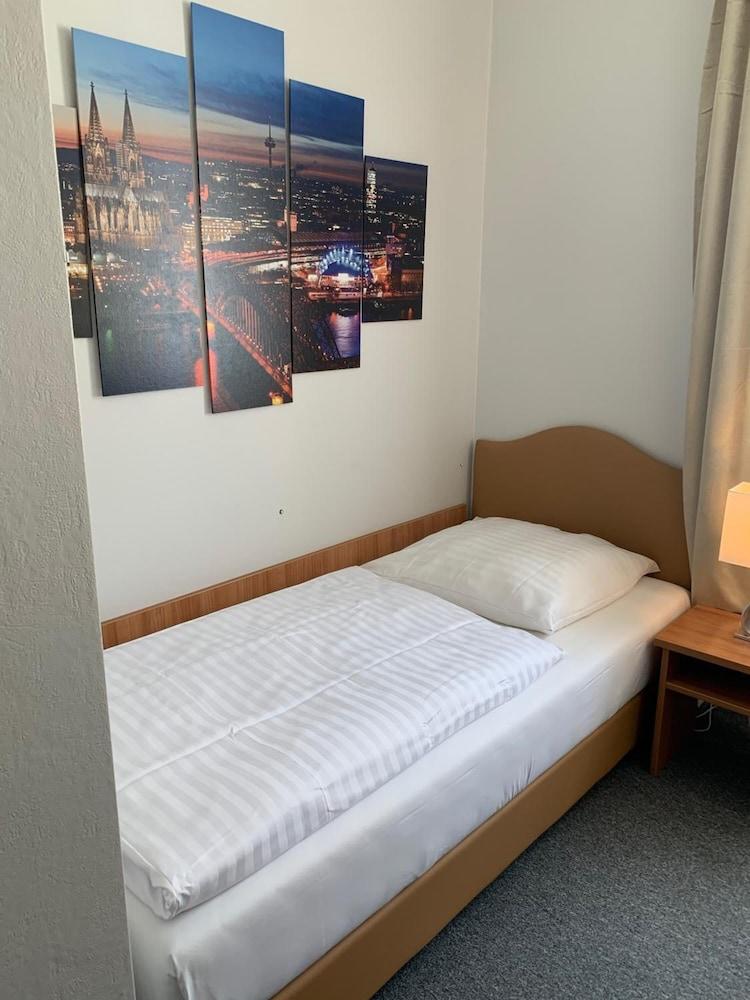 Hotel Berg Köln Dış mekan fotoğraf